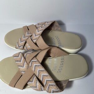 Beige Orthopedic Sandals for Women Sz 6 wide NWOTs